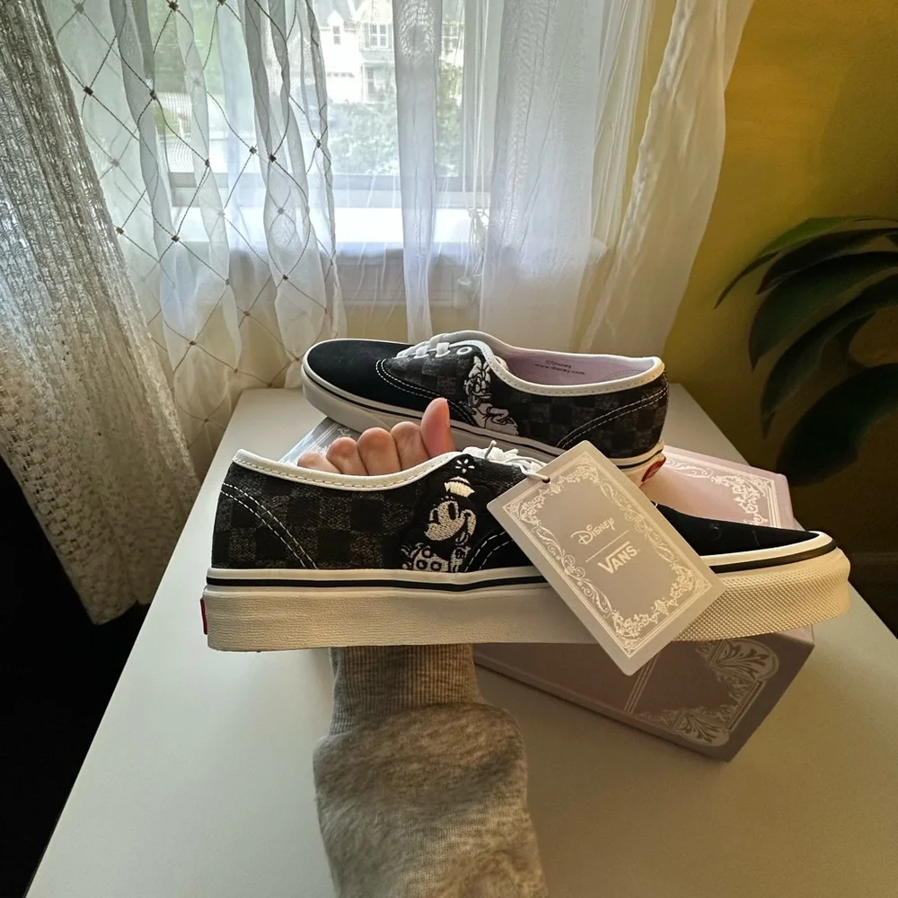 Vans Disney 100 year anniversary sneakers - Picture 10 of 14